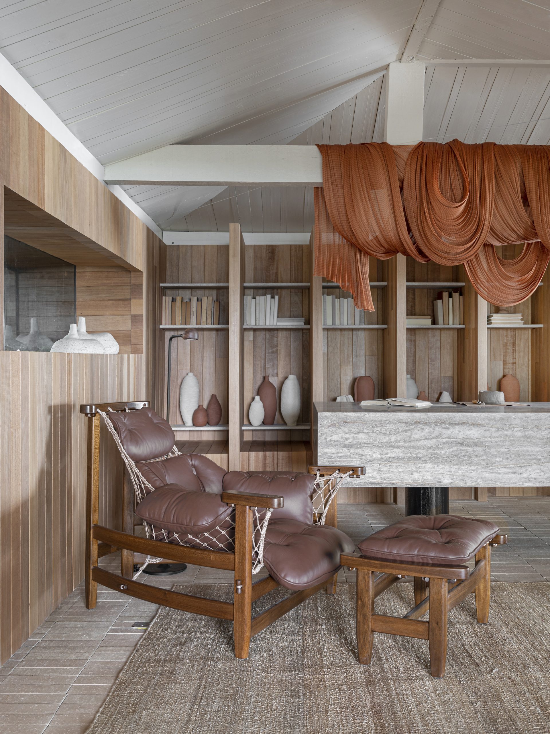 Oficina do Amanhã”: madeira, natureza e narrativa espacial: CASACOR Florianopolis 2024